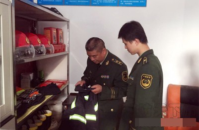 深入消防站檢查指導