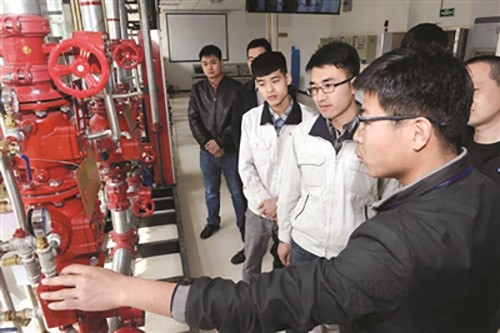 為企業培訓合格消防員